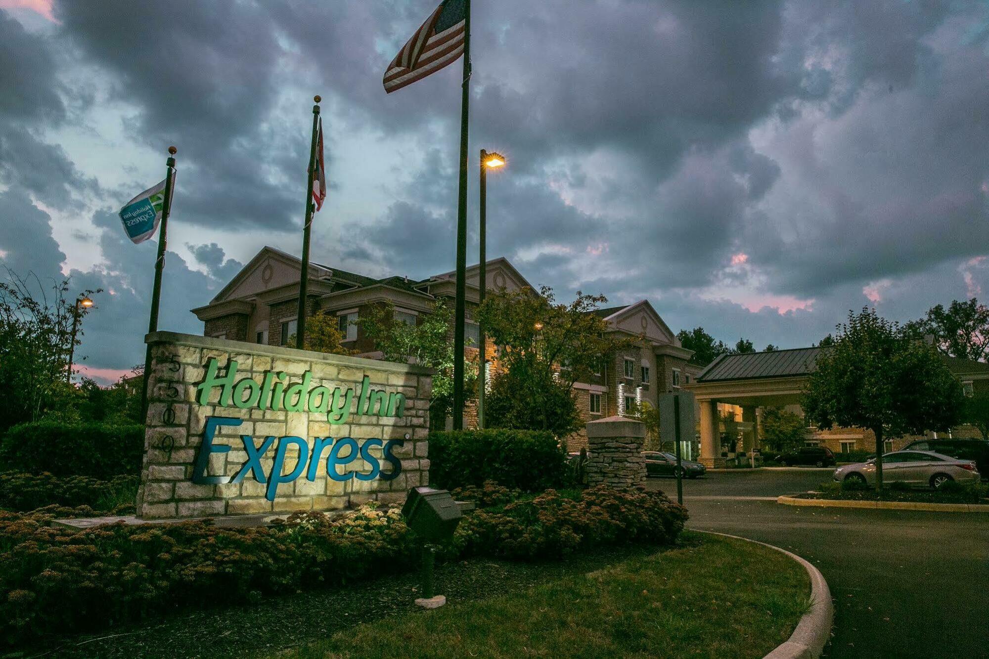 Holiday Inn Express - Columbus - Dublin By Ihg Exterior photo